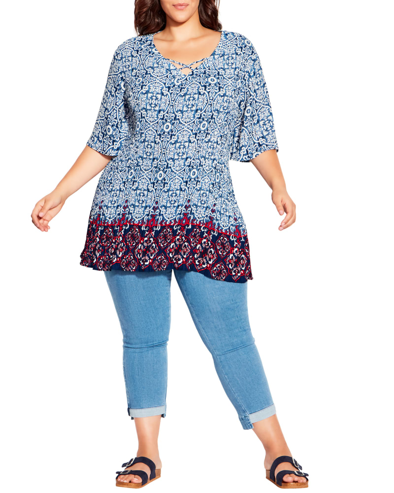 Plus size model wearing  by Avenue | Dia&Co | dia_product_style_image_id:195517